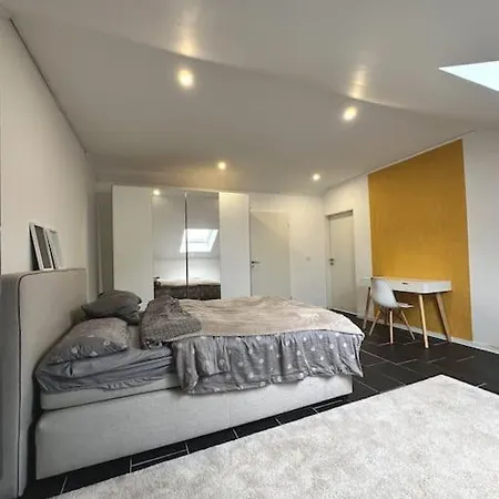 2 Bedroom In Weseler Strasse Appartamento Goch