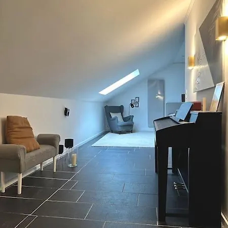 2 Bedroom In Weseler Strasse *